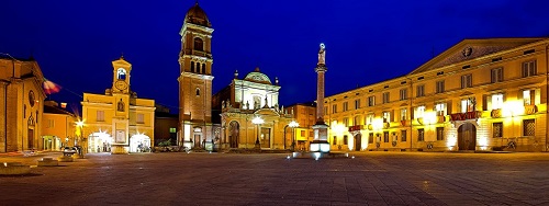 Piazza XX Settembre by night